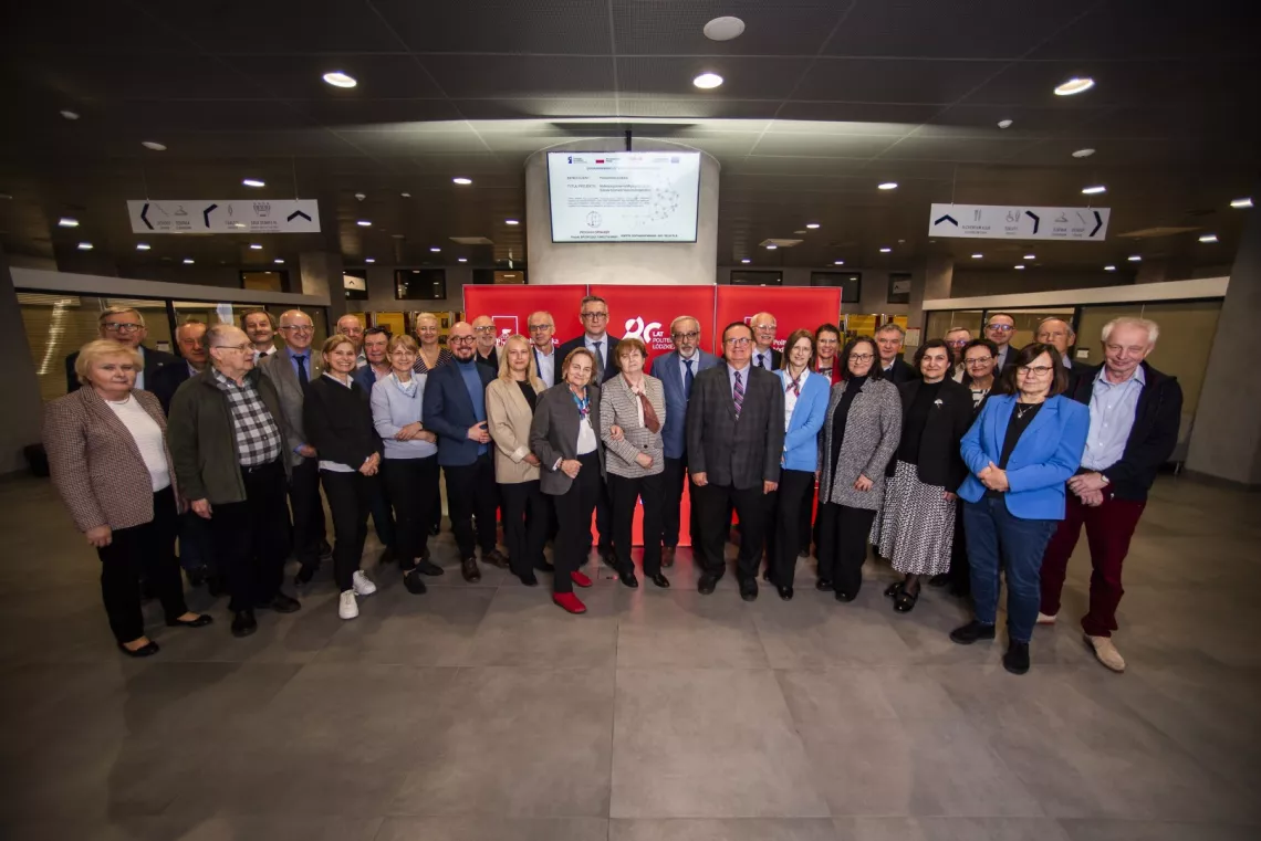 Uczestnicy posiedzenia plenarnego