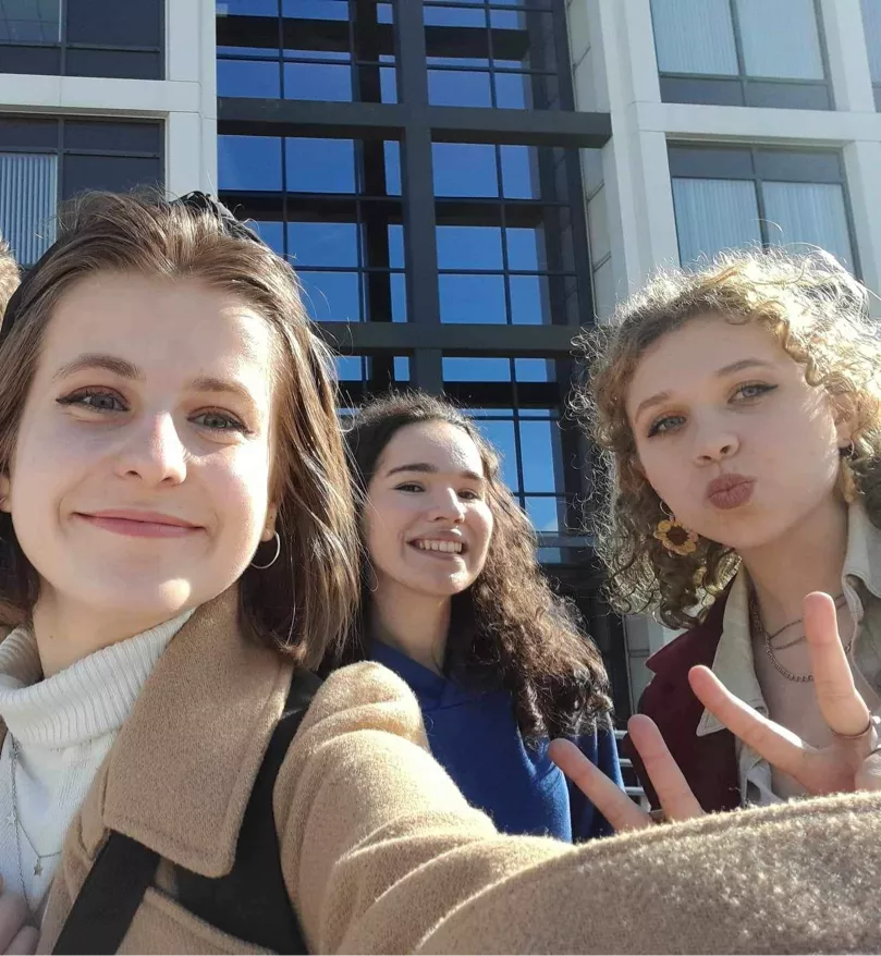 W Amsterdamie, gdzie odbywał się hacaton Create Tomorrow - od lewej: Eliza Podsiadła, Alicja Zielińska, Wioletta Wielakowska