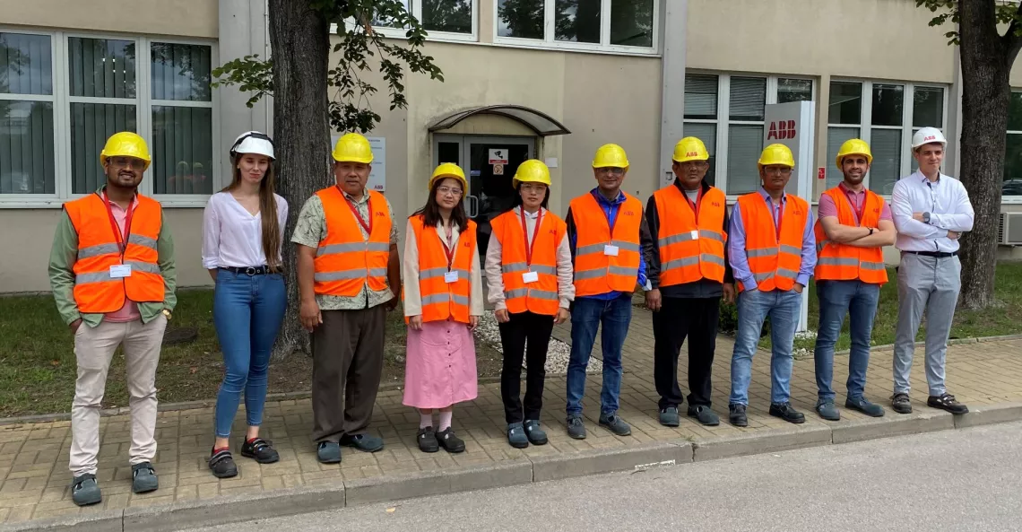 W planie była też wizyta w ABB