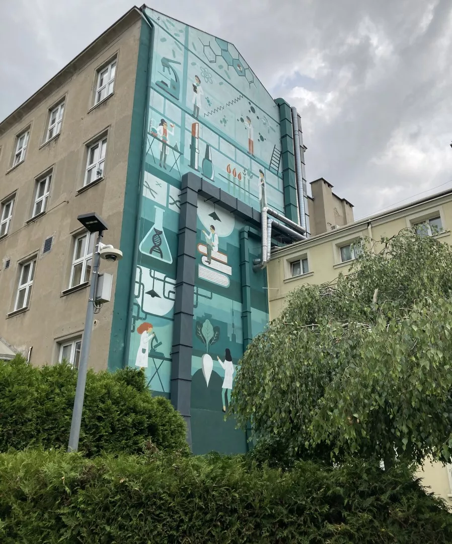 Mural z motywem biotechnologicznym