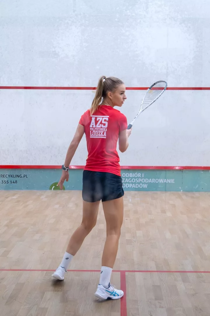Zawodniczka squasha