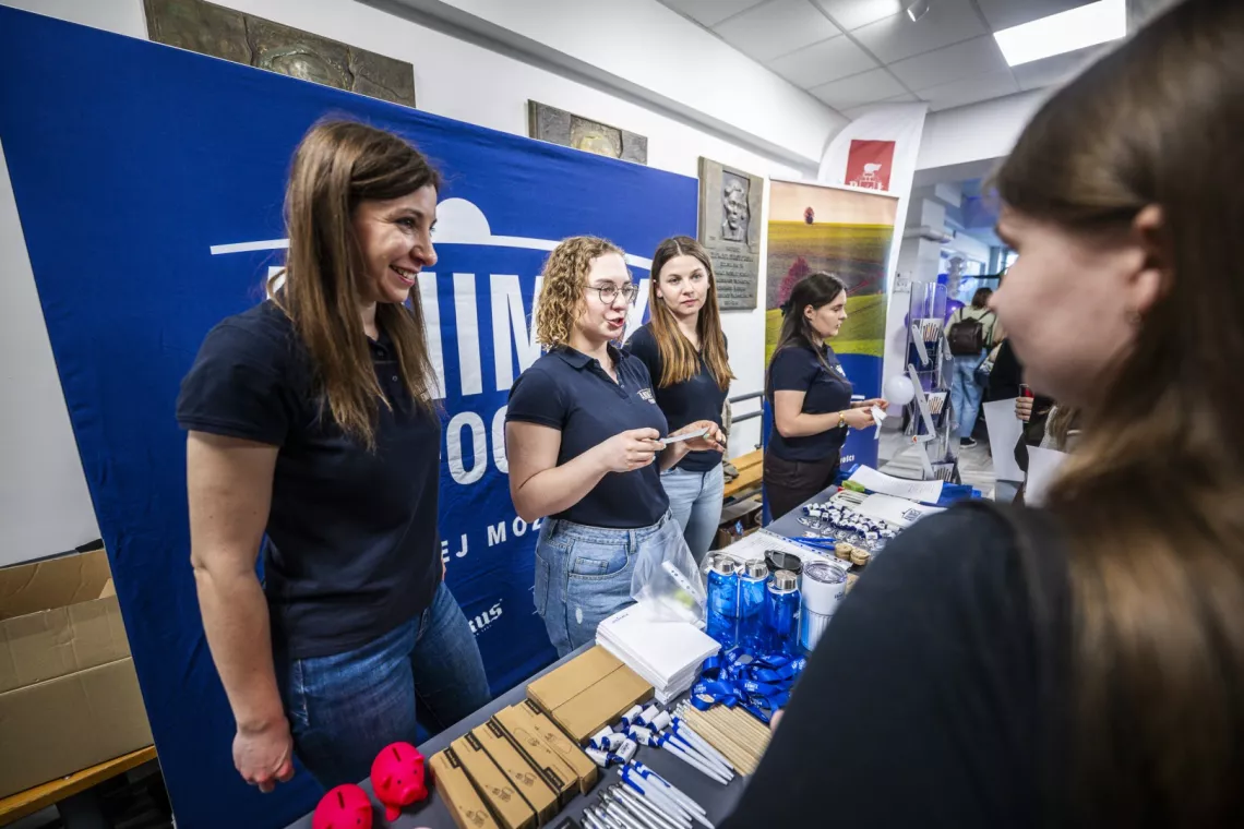 Jedno ze stoisk promocyjnych