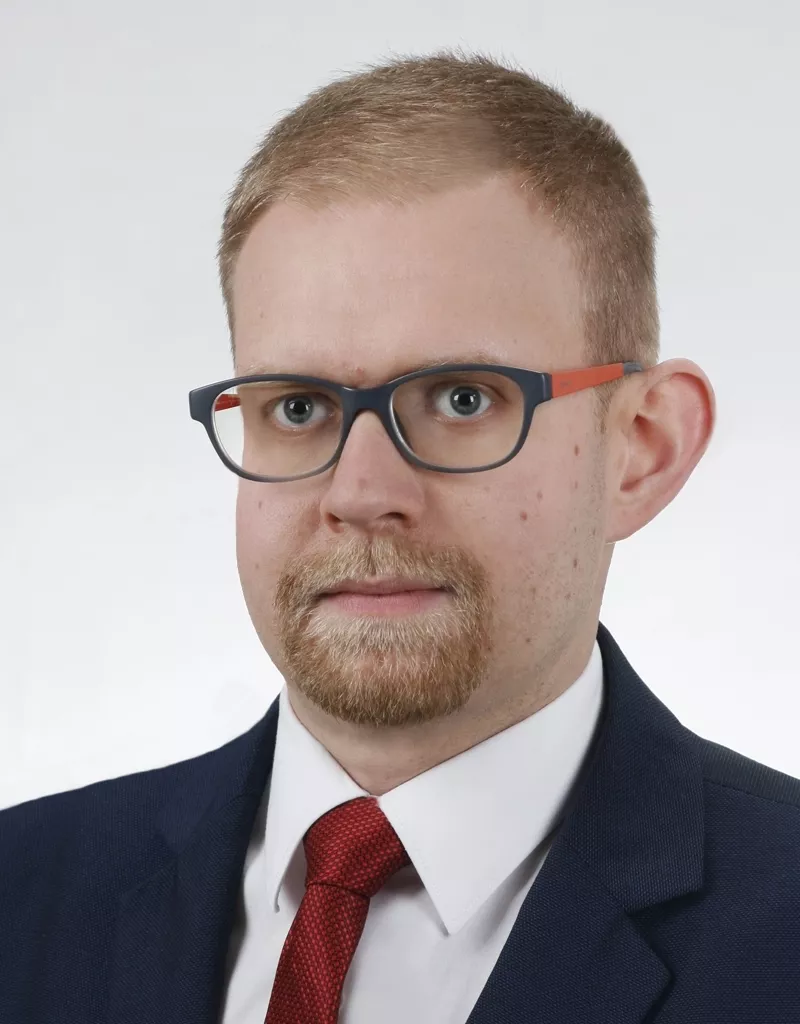 dr Paweł Latosiński