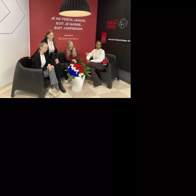 Karina Rejs zdobywa doświadczenie, korzystając z propgramu COROPRATE