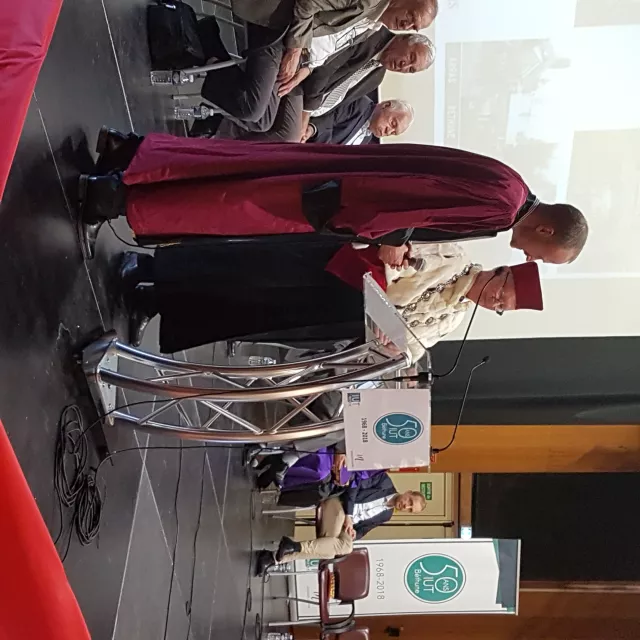 Rektor PŁ prof. Sławomir  Wiak oraz promotor doktoratu honoris causa prof. Jean-Philippe Lecointe