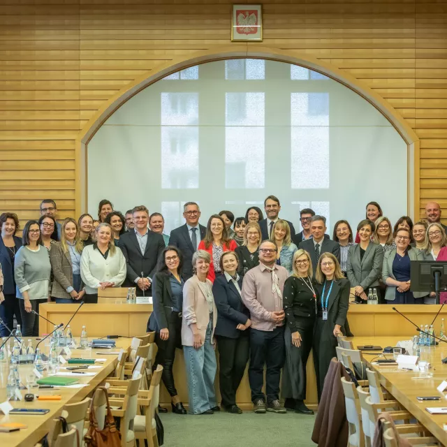 Uczestnicy spotkania inaugurującego projekt - zbiorowe zdjęcie
