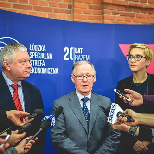 W czasie konferencji prasowej.